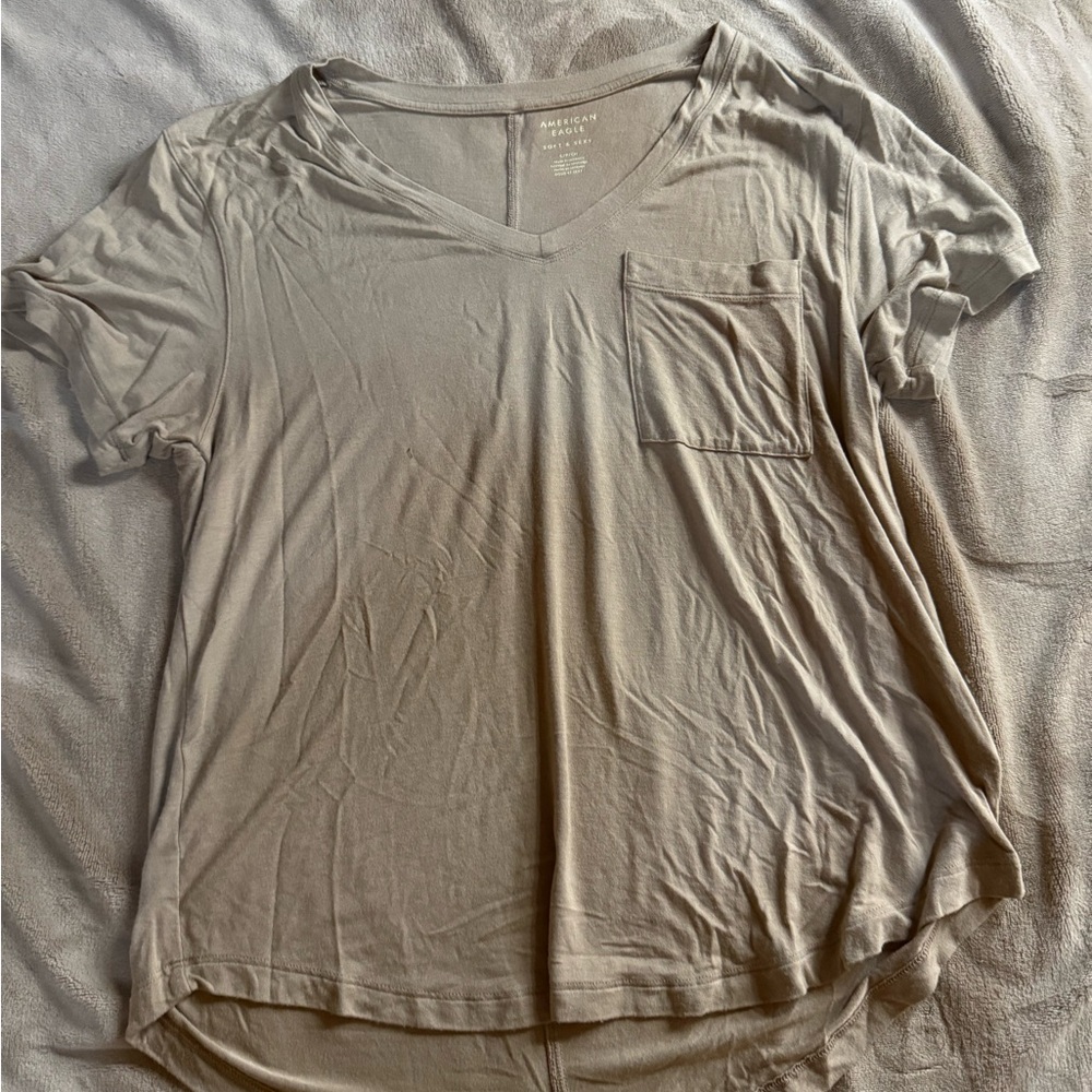 American Eagle Outfitters Beige Short Sleeve Tee